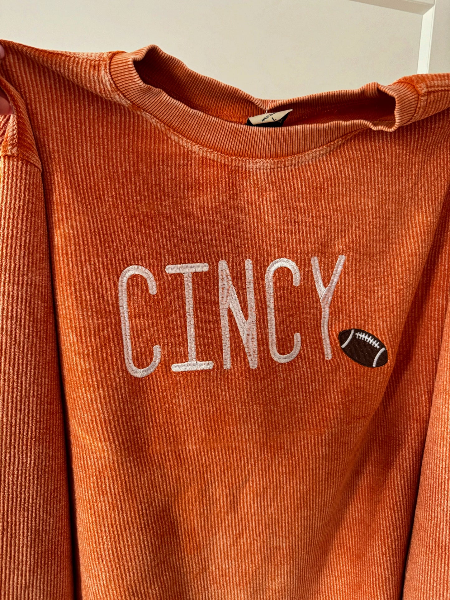 Cincy Spell Out Corded Crewneck🏈