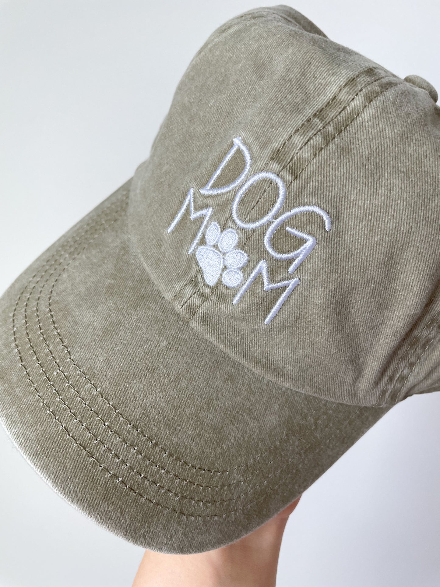 Dog Mom Embroidered Baseball Caps