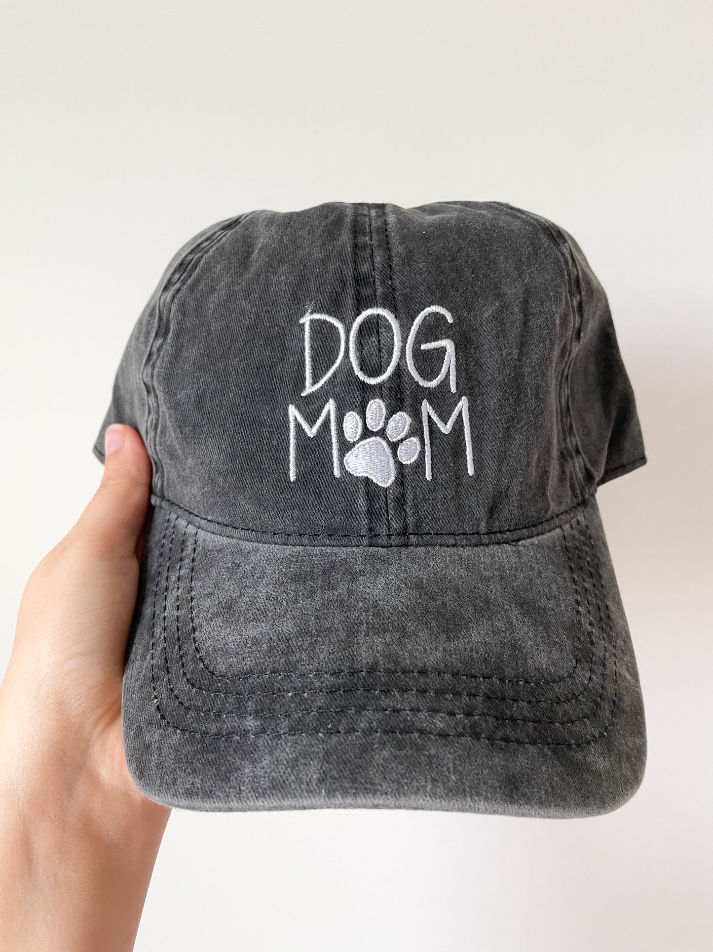 Dog Mom Embroidered Baseball Caps